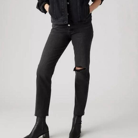 Levi’s Denim - NWT Women’s Black Levi’s Wedgie‎ Straight Leg Distressed Jeans Size 20W